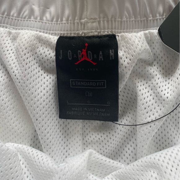 NWT Men’s Jordan Jumpman Poolside Shorts White Large - Picture 6 of 8